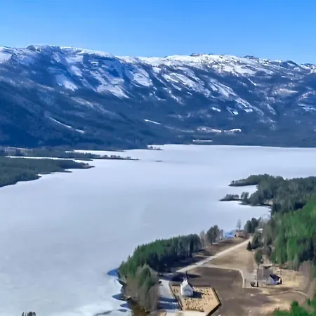 In With Sauna Nyaraló